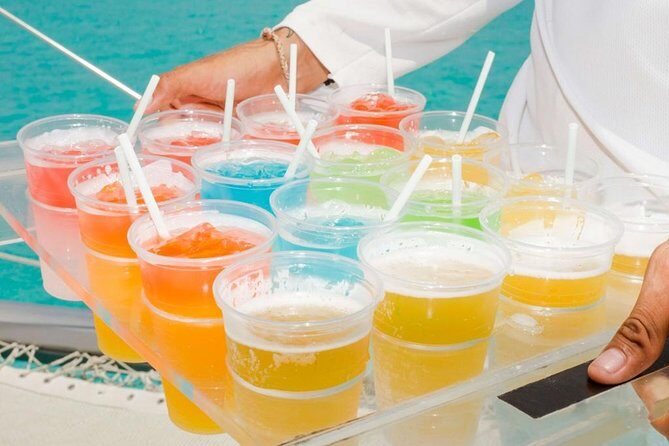 Live The Luxury Catamaran Isla Mujeres Tour in Cancun - What’s Included and What’s Not