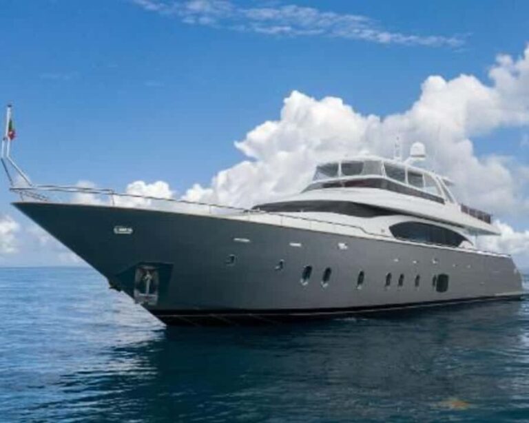 Long Beach: 4-Hour Luxury Yacht Rental Lady Sofia - Why Choose This Yacht?