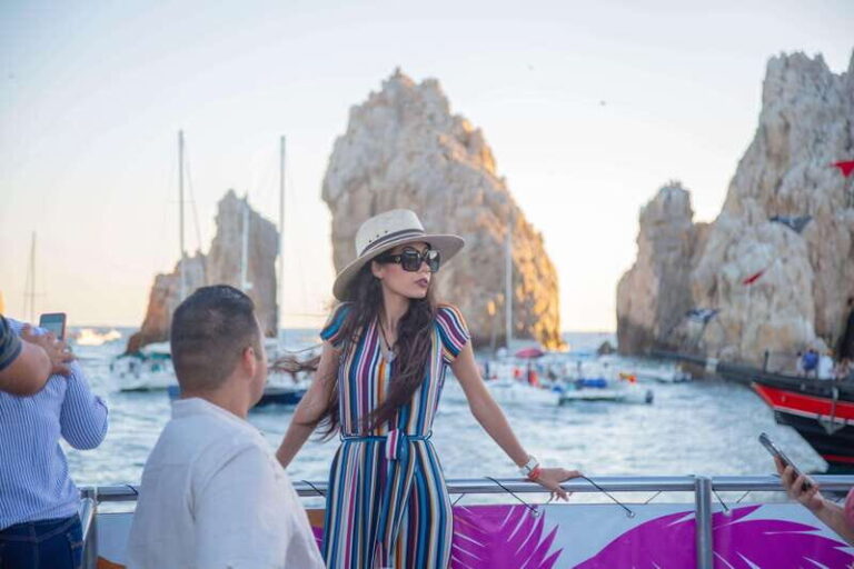 Los Cabos: Sunset Fajitas Dinner Cruise on Cabo Escape - Dining on Fajitas and Snacks