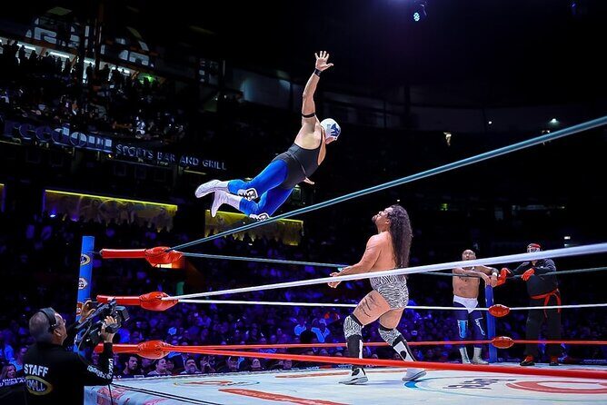 Lucha Libre VIP EN Front Row at Arena México - Who Will This Experience Suit Best?