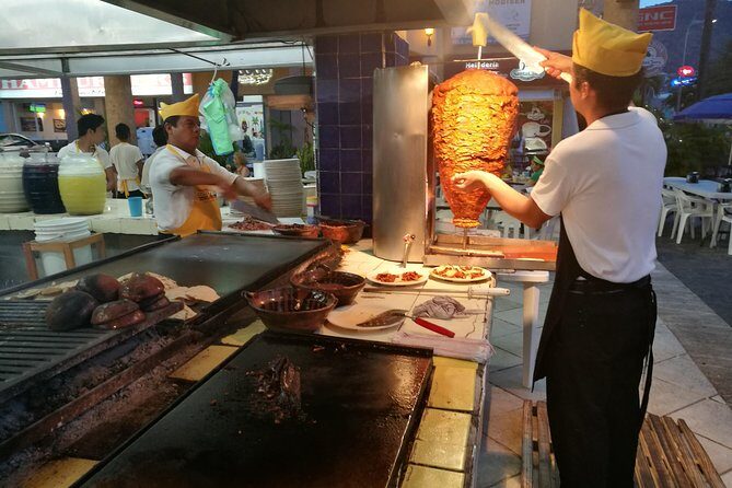 Lucha Libre-Wrestling FiestaExper Taco Dinner Beer ONLY SUNDAYS - What the Reviews Say