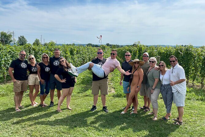Lunch in the Vineyard: A Scenic Niagara Wine Tour Experience - Food and Drink Highlights