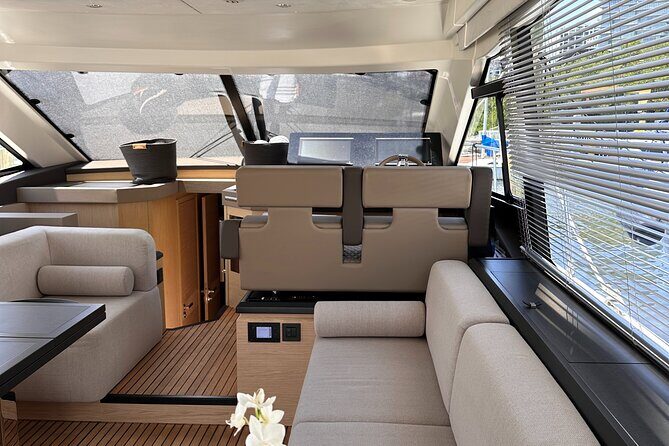 Luxury Yacht Rental in Miami Beneteau 52 for 6 People - What’s Included and What’s Not