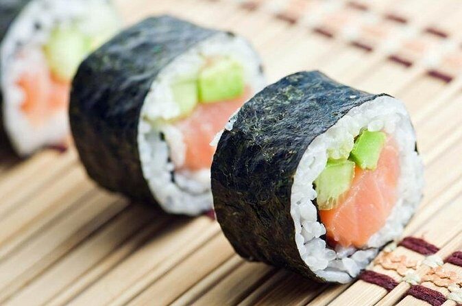 Make Your Own Sushi in Los Angeles - An In-Depth Look at the Sushi-Making Class