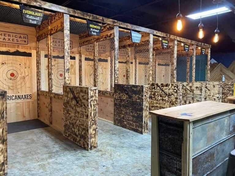 Marietta: Open Axe Throw - How the Coaching Makes a Difference