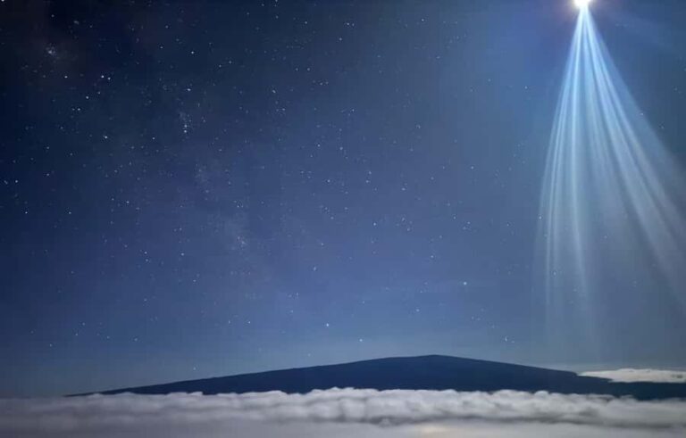 Mauna Kea: Sunset and Star Rise Hike with Native Hawaiian - Who Should Book This Tour?