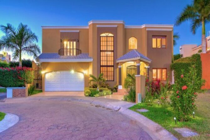 Mazatlan Shore Excursion: Small Group Highlights Tour with Lunch - The Cliff Divers and Local Spectacle