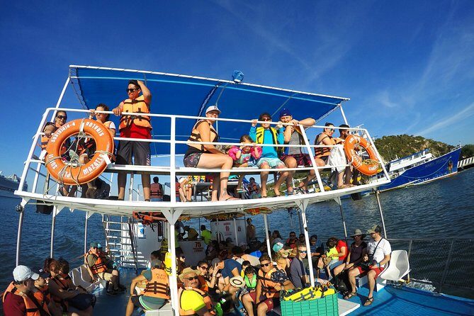 Mazatlan Sightseeing with Lunch and 2 Activities For up to 8 Passengers - The Sum Up