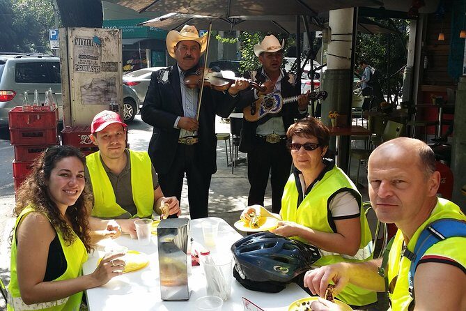 Mexico bike tour - The Guide and Group Dynamics