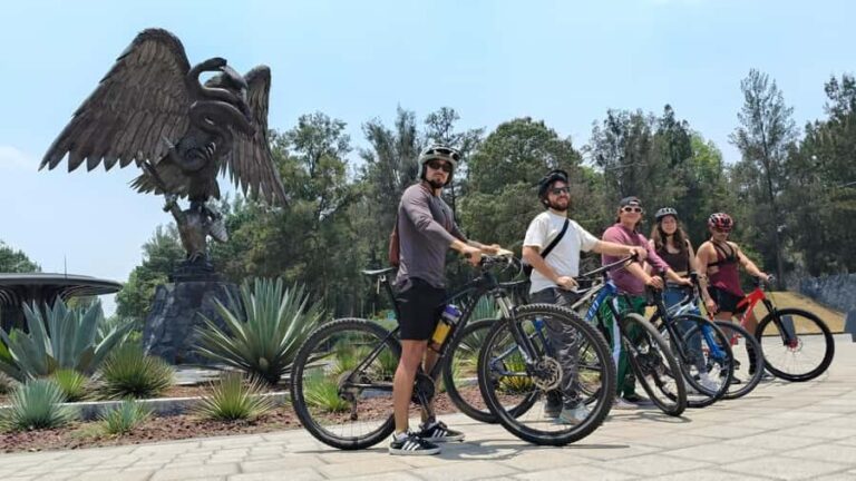 Mexico City: Discover the secret gems of Chapultepec by bike - Itinerary Breakdown: What You’ll See and Experience