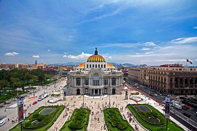 Mexico City Downtown Centro private tour+ Palacio de Bellas Artes - Practical Tips for Making the Most of the Tour