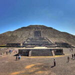Mexico City: Trip to Teotihuacan Pyramids & Guadalupe Shrine - A Pause at the Shrine of Guadalupe