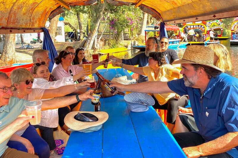 Mexico City: Xochimilco Trajinera Party, Mariachi & Drinks - Why This Tour Works Well
