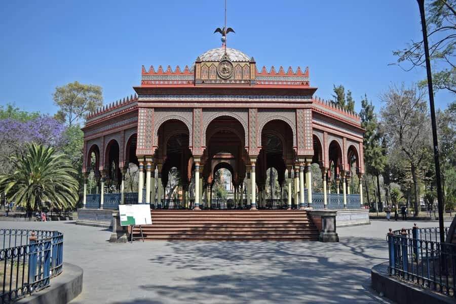 Mexico City's Time Machine Tour - An In-Depth Look at Mexico City’s Time Machine Tour