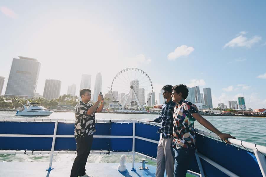 Miami: 5-in-1 City Tour and Biscayne Bay Boat Cruise - The Boat Cruise: Scenic, Relaxed, and Stylish