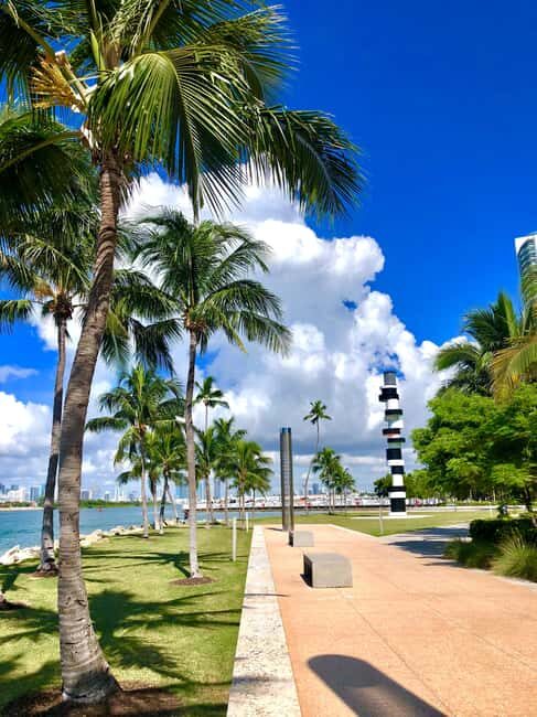 Miami Beach: Guided Tour with Expert Local Guide - What’s Included and Not (and Why It Matters)