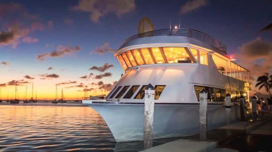 Miami: Party Yacht Cruise with Open Bar and DJ - Analyzing the Value
