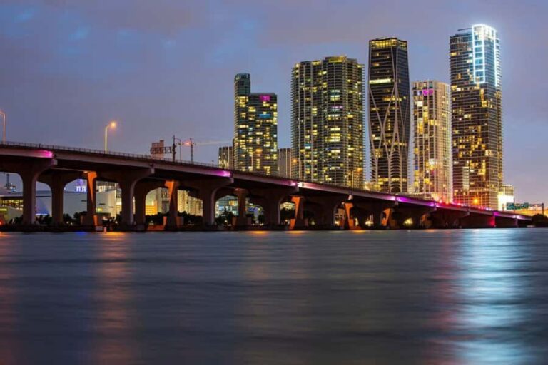 Miami: Private Night Lights Tour - Who Will Love This Tour?