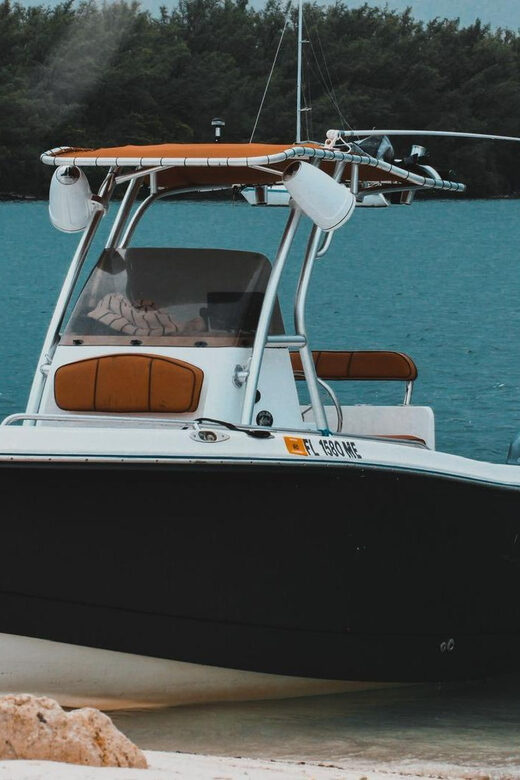 Miami's Unique Private Boat Tour: Discover & Enjoy Your Way - The Itinerary and What to Expect