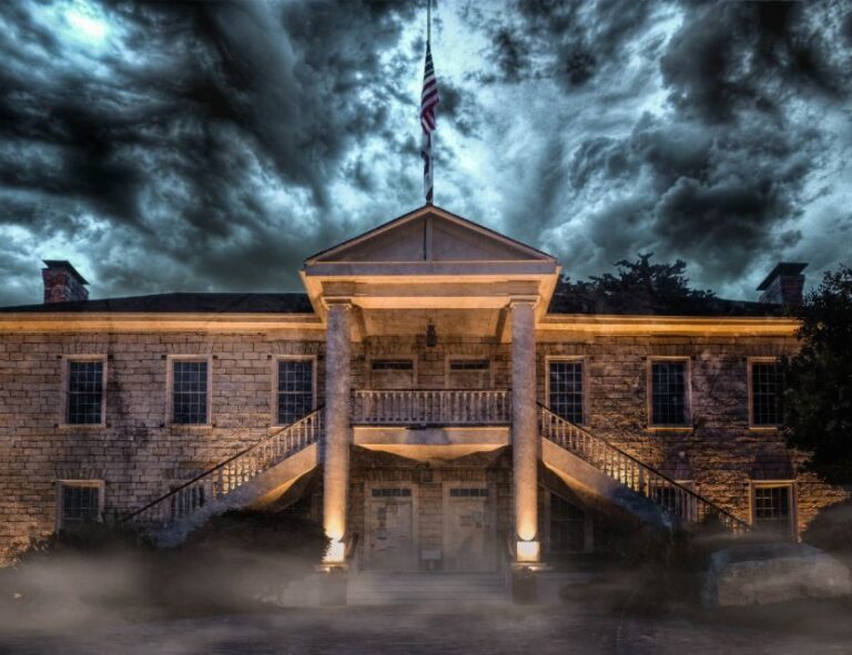 Mist, Mayhem & Murder: Monterey Ghost Tours - A Deep Dive into the Tour Experience