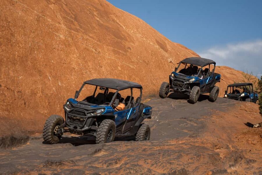 Moabs #1 Rated Guided U-Drive Hells Revenge Off-Road Tour - What Makes This Tour Stand Out?