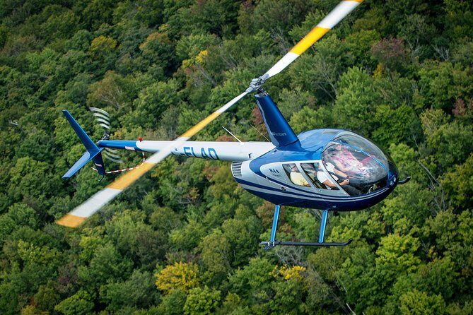 Mont-Tremblant Helicopter Tours - The Experience: What It’s Like to Fly in a Helicopter