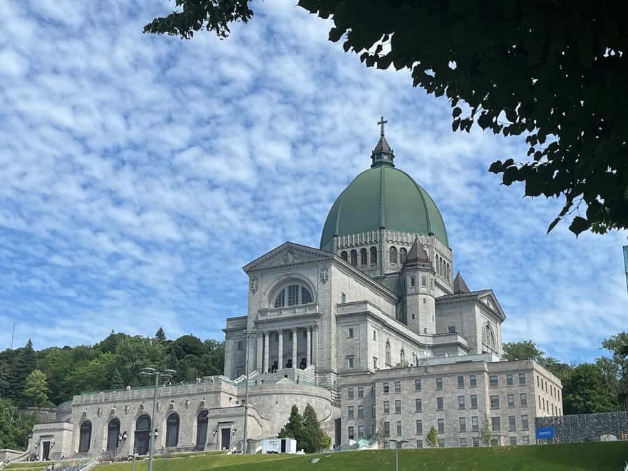Montreal by Car: Private Montreal Tour  Hidden Gems - Deep Dive into the Itinerary