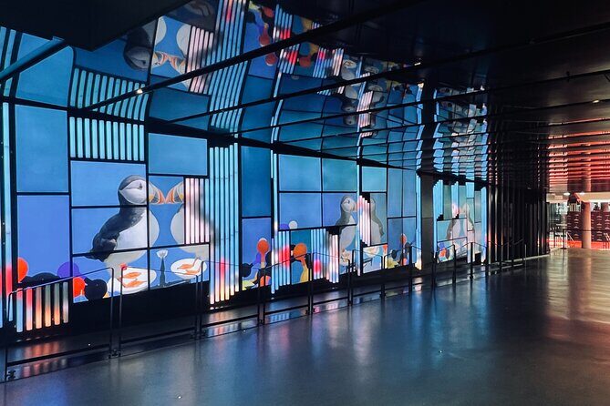 Montreal Christmas Lights 2-Hour Private Car Tour with an Expert - Practical Details and Value