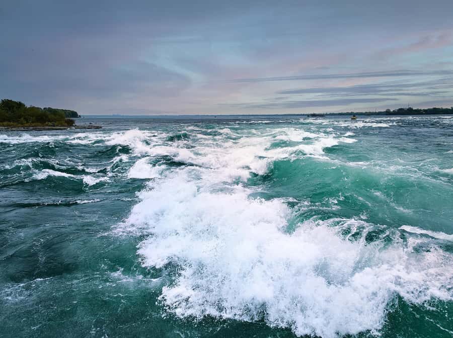 Montreal: Lachine Rapids Sightseeing Tour - Transportation, Duration, and Group Size