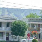 Montreal: Laurentian Mountains Day Trip - Analyzing the Tour’s Value