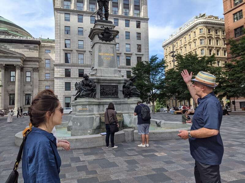 Montréal: Old Town Small Group Guided Walking Tour - FAQ