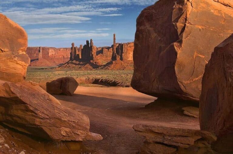 Monument Valley: Mystery Valley Historical Ruins Tour - How Past Travelers Feel About the Experience