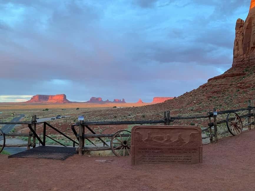 Monument Valley: Sunrise or Sunset Tour with Navajo Guide - The Sum Up