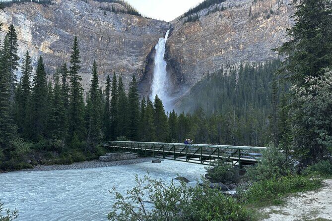 Moraine and Lake Louise with Yoho National Park Private Tour - Detailed Breakdown of the Itinerary
