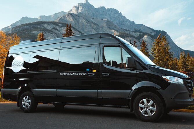 Moraine Lake & Lake Louise day Tour - from Canmore/Banff - Transportation and Group Size