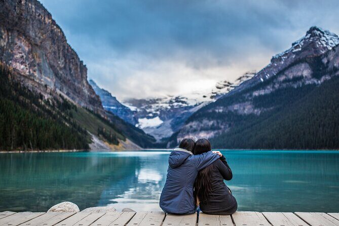 Moraine Lake & Lake Louise Sunset & Wildlife Adventure - FAQ