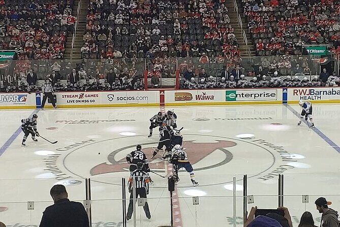 New Jersey Devils Ice Hockey Game at Prudential Center - A Closer Look at the Experience