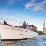 New York City: Mini Yacht Boat Ride with Sightseeing - Key Points