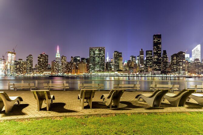 New York City Night Skyline Tour with Dumbo and Gantry Plaza - FAQ