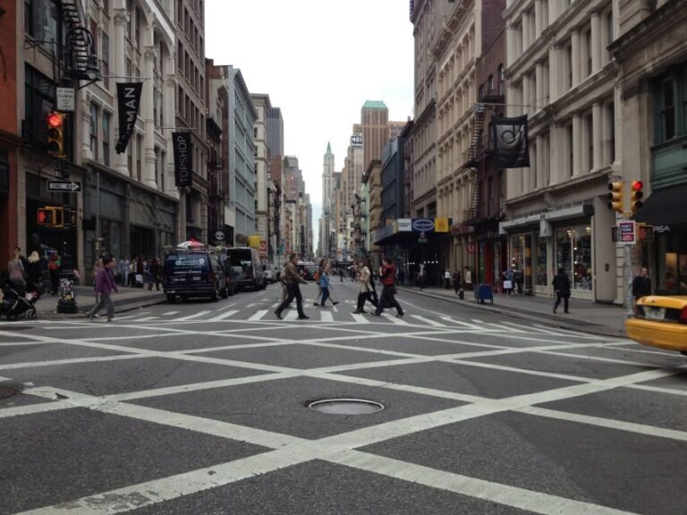 New York City: Private Walking Tour with a Local - Breaking Down the Experience: What to Expect