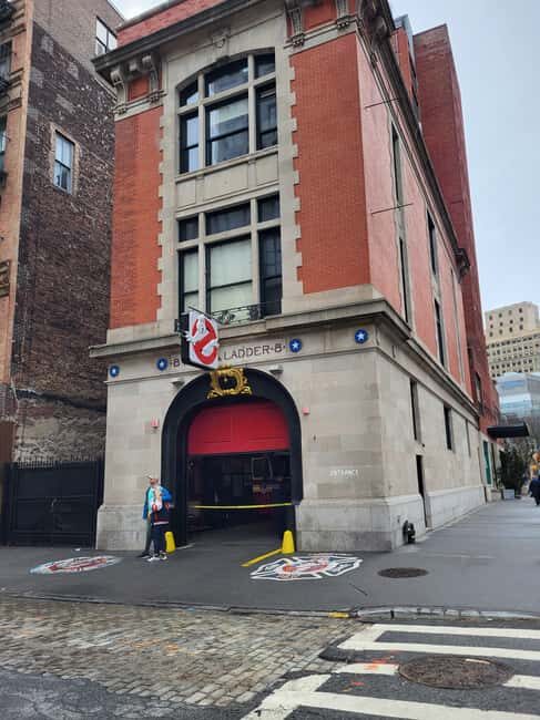 New York City: TV and Movie Filming Locations Running Tour - The Guide and Experience