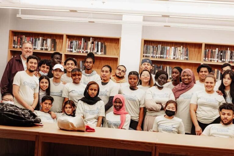 New York: Street & Travel Photo Tour with Local Photographer - Itinerary Breakdown: What to Expect