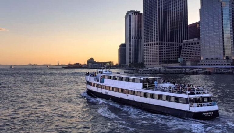 New York: Sunset Cruise with Statue of Liberty Views - What the Cruise Includes