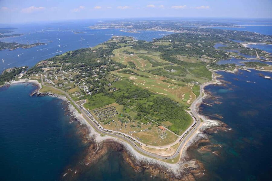Newport: Helicopter Tour Over Mansions for up to 3 people - Analyzing the Value