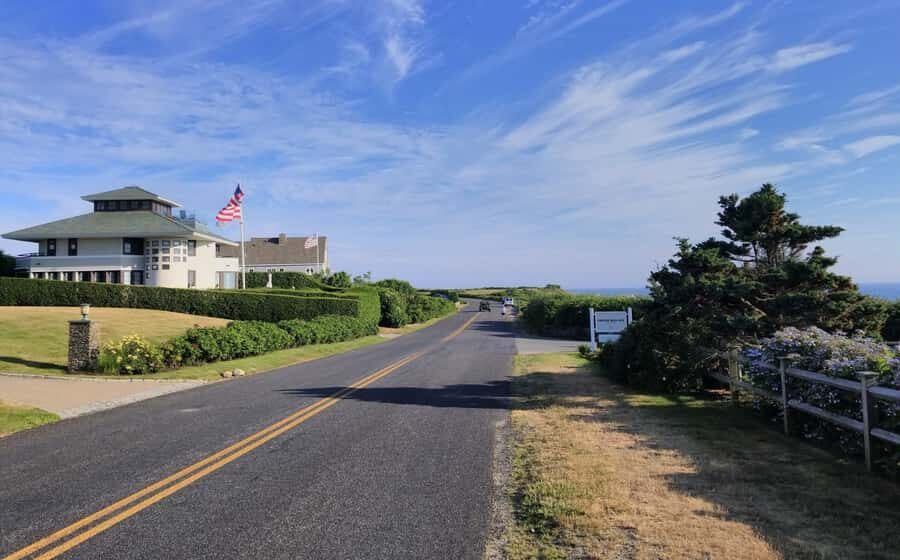 Newport, RI: Guided Day Trip from Providence - Transportation and Logistics