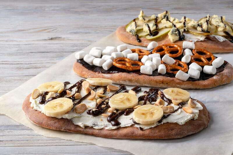 Niagara Falls, All Canadian Food Small Group Walking Tour - The Scenic Walk and Panoramic Views