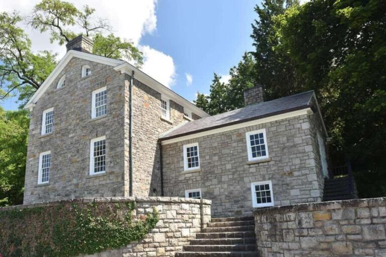 Niagara Falls and Niagara-on-the-Lake Ultimate Day Tour - What Sets This Tour Apart