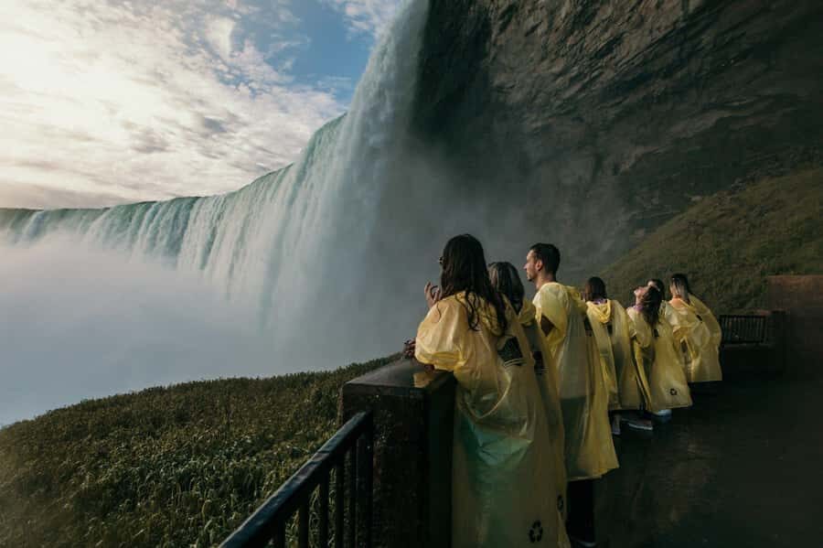 Niagara Falls Canada Tour, Boat & Maple Tasting USA Pickup - Real Travelers’ Perspectives