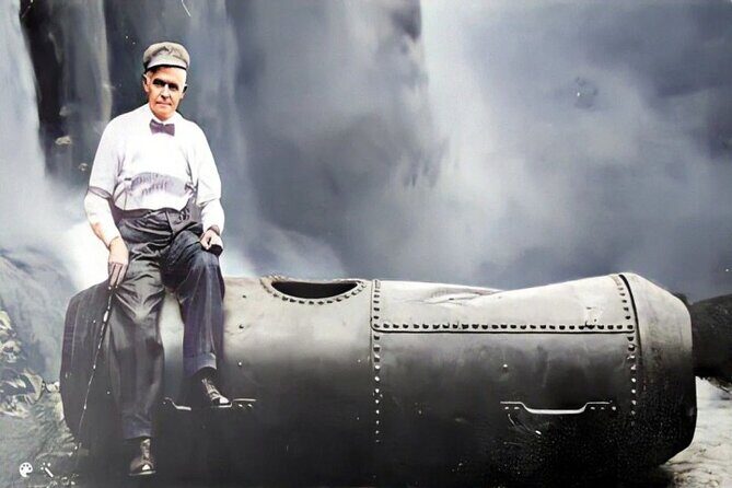 Niagara Falls Daredevils and True Crime Fireworks Tour - Luna Island: The Best Fireworks Viewpoint