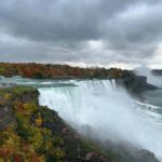 Niagara Falls: Day Tour with Boat Ride & Guide - The Role of the Guide and Group Size
